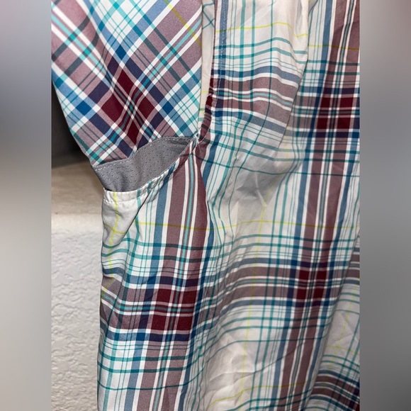 Under Armour Mens Loose Fit Heat Gear Checkered Button Down Shirt Size Large - Picture 4 of 4